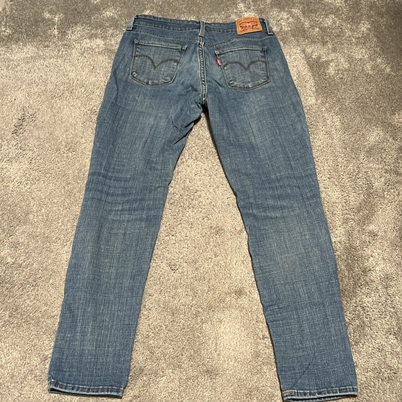 Levi’s Women’s 711 Skinny Jeans Size 28x28 Medium Wash - Picture 4 of 7